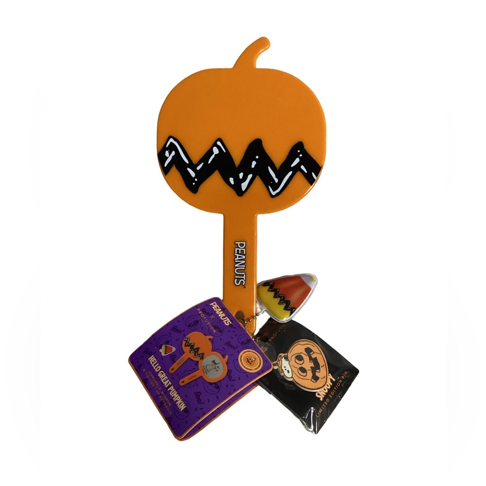 Profusion Peanuts Snoopy Hello Great Pumpkin Mirror + L.E. Pin & Charm RARE